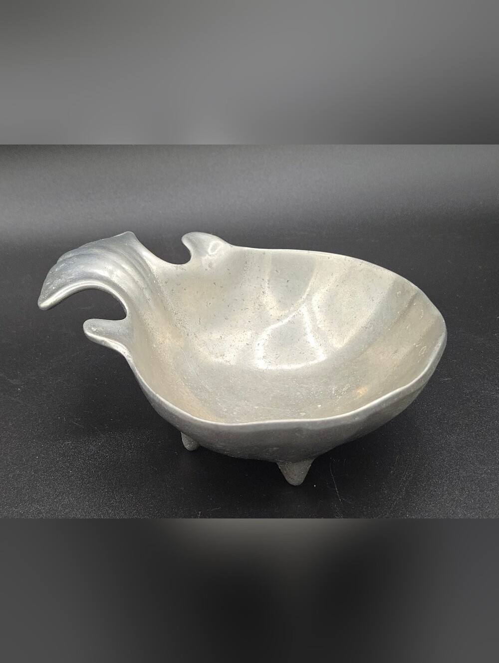 Vintage Wilton Armetale/ Bruce Fox Design Pewter Fish Tail Dish -  USA